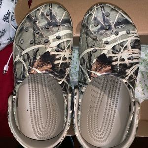 Camo crocs